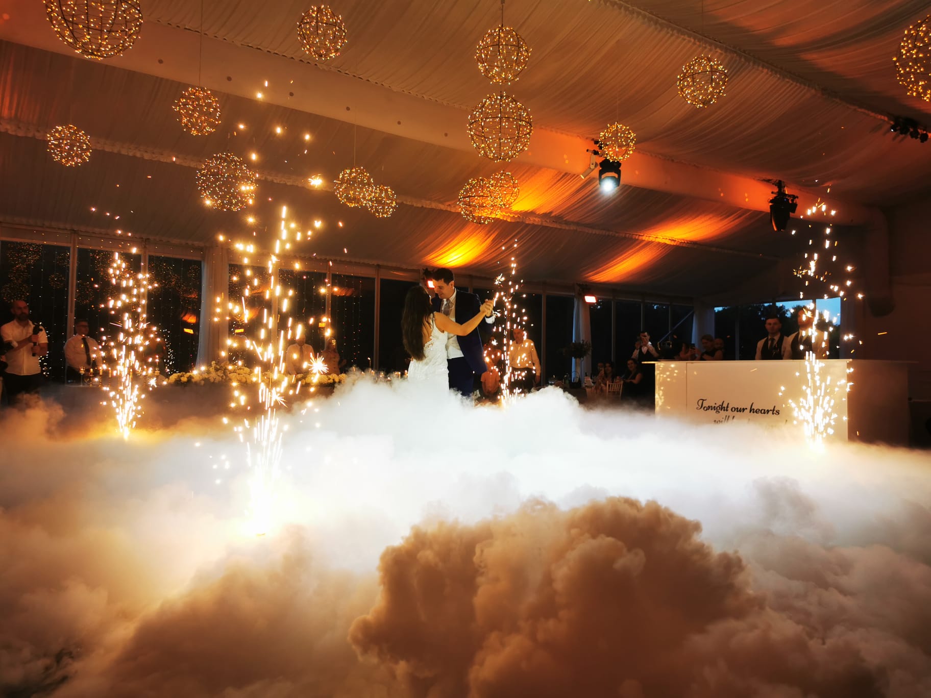 Spark fontane niski dim LED kugle rasvjeta vjenčanje